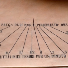 Prima Meridiana con epigrafe in italiano